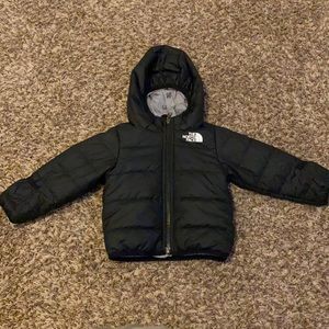 North Face Infant Reversible Perrito Jacket | 12-18 months